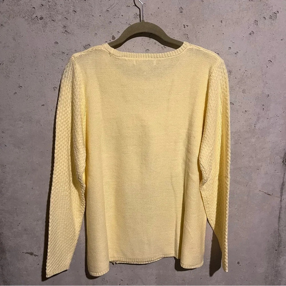 Studio Works NWT Women’s XL Sunlight Yellow Knitted L/S Button Accents Sweater - Picture 8 of 10